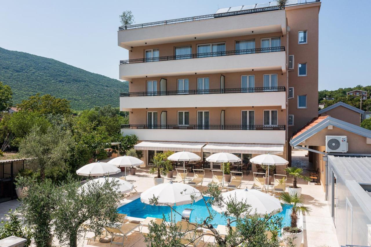 Villa La Vida Budva Exterior photo