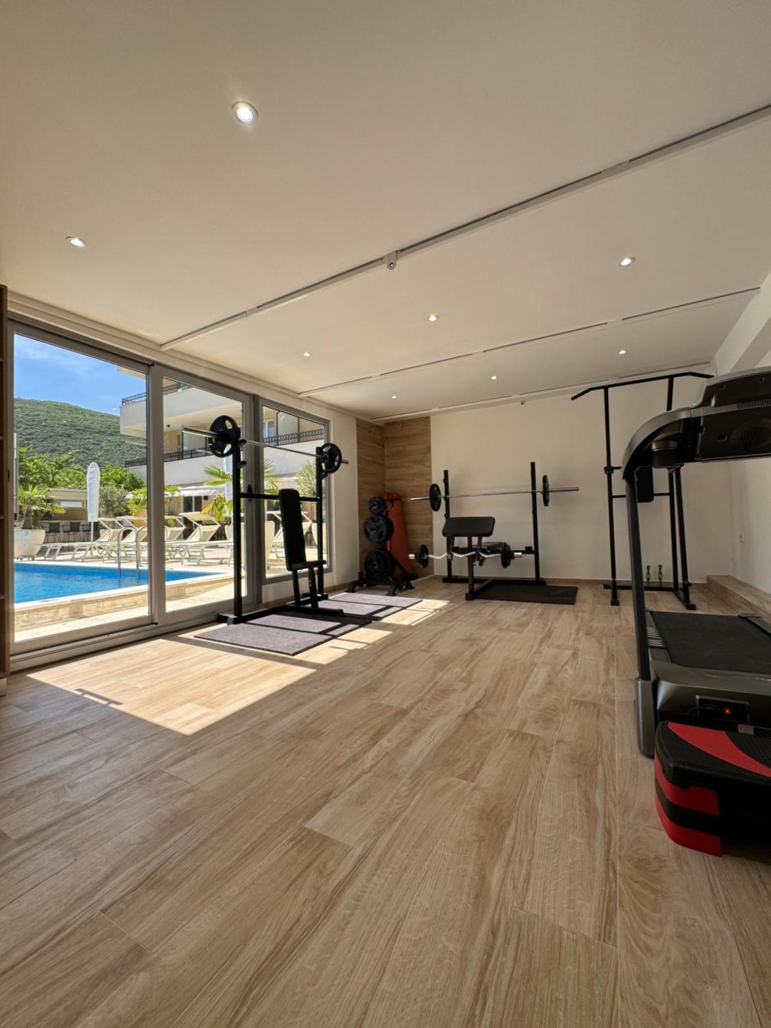 Villa La Vida Budva Exterior photo